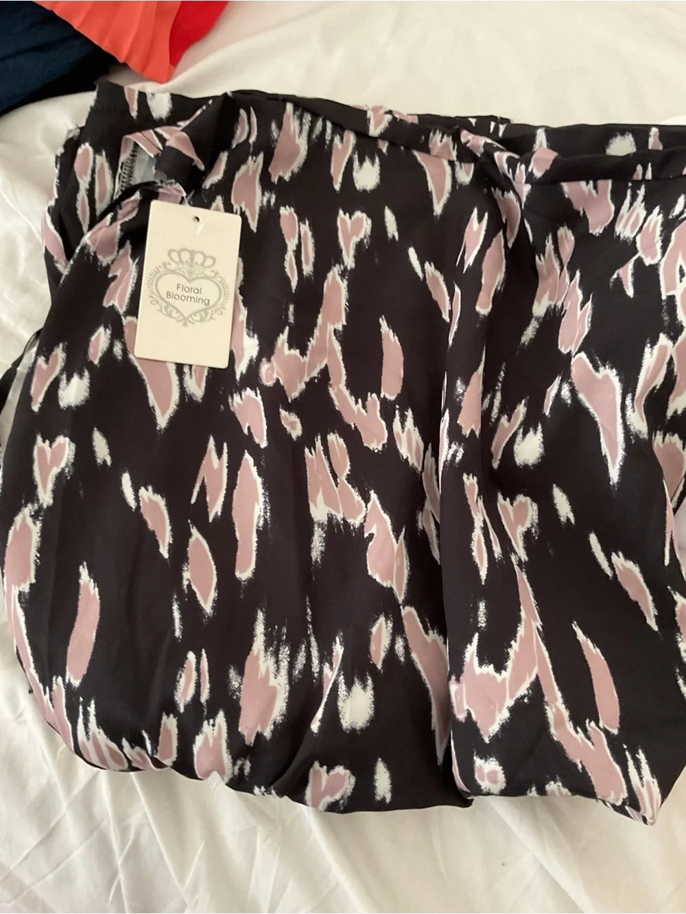 Floral Blooming Women's Black & Dusty Pink Printed Romper - Picture 3 of 3